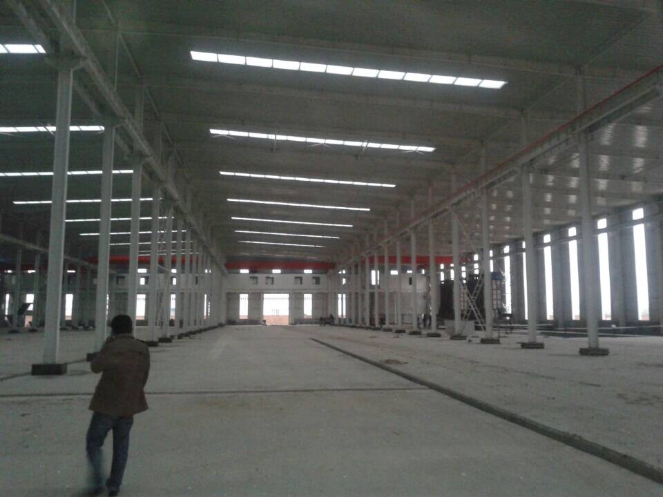 廠(chǎng)房鋼結(jié)構(gòu)主體